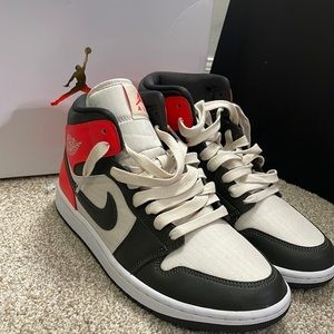 Womens Air Jordan 1 Mid Special Edition